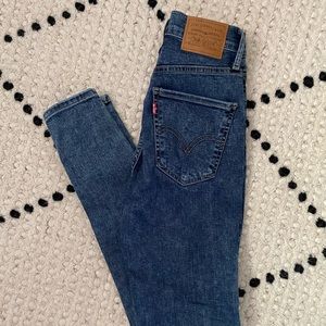 Levi’s Mile High Skinny Jeans